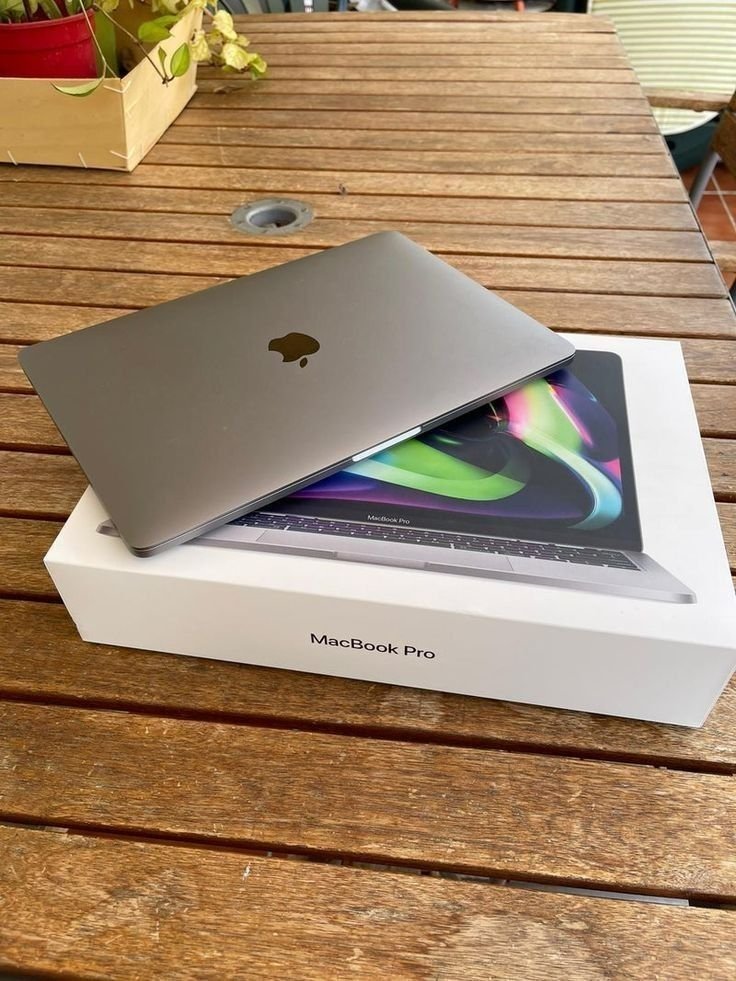 İkinci El MacBook Pro Alan Yerler